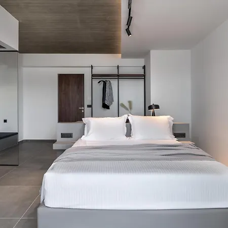 Almos וילה ארגוסטולי